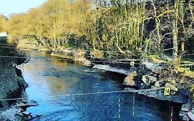 Selah Teifi Spectacular River View With Games Room